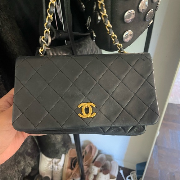 CHANEL Handbags - Chanel Black Quilted Lambskin Shoulder Bag with Gold Hardware